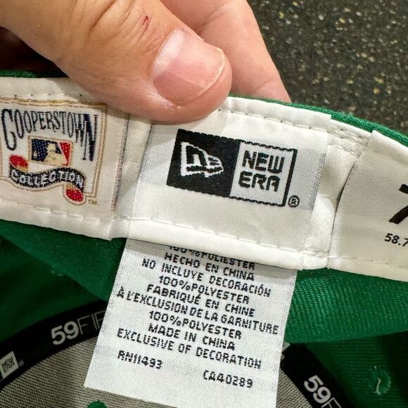 New Era Green Cap with Blue and Yellow Logo - Picture 9 of 10